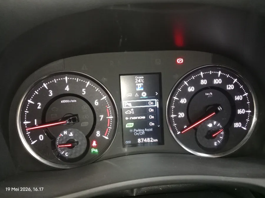 Foto Mobil Bekas Odometer Toyota Alphard 2.5 SC tahun 2017