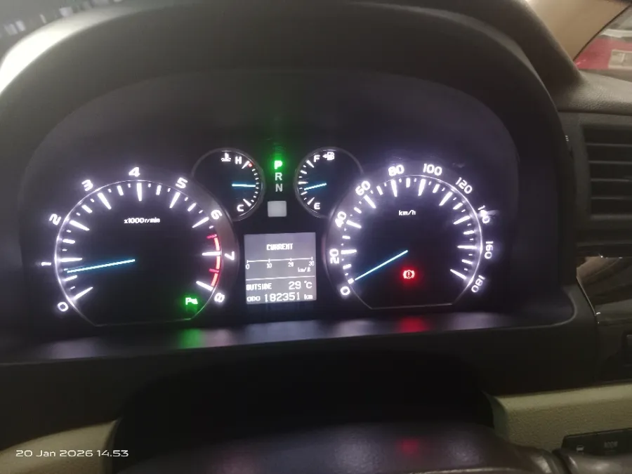 Foto Mobil Bekas Odometer Toyota Alphard 3.5 tahun 2014
