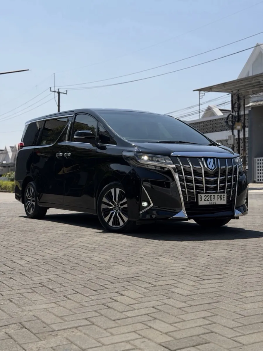 Foto Mobil Bekas Kanan Depan Toyota Alphard 3.5 Q tahun 2019