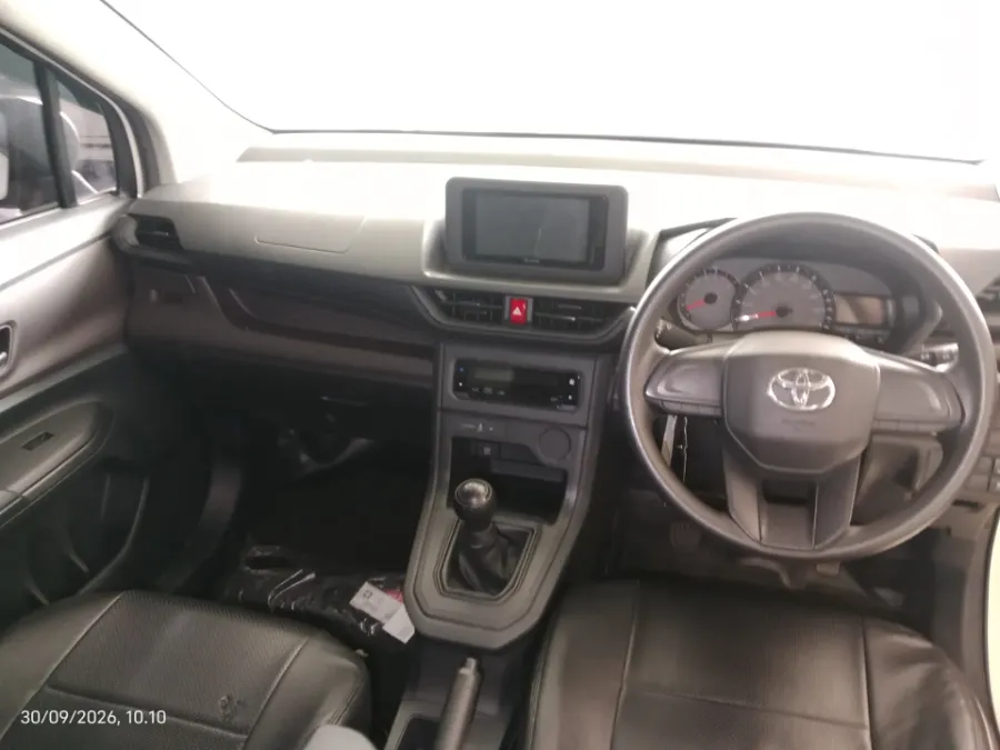 Foto Mobil Bekas Dashboard Toyota Avanza 1.3 E tahun 2022