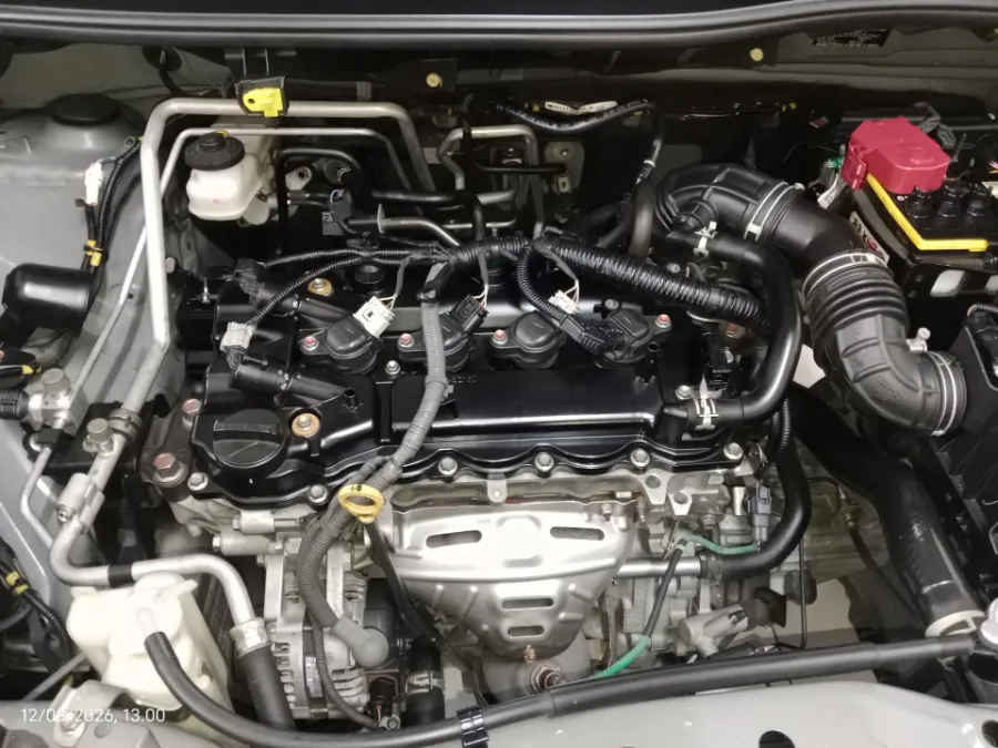 Foto Mobil Bekas Mesin Toyota Avanza 1.3 E tahun 2022