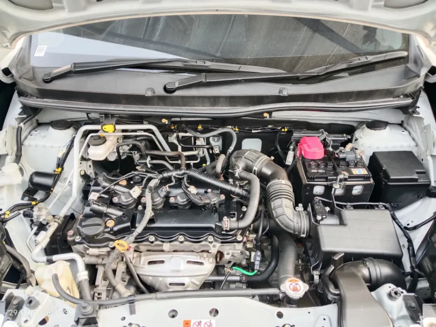 Foto Mobil Bekas Mesin Toyota Avanza 1.3 E tahun 2022