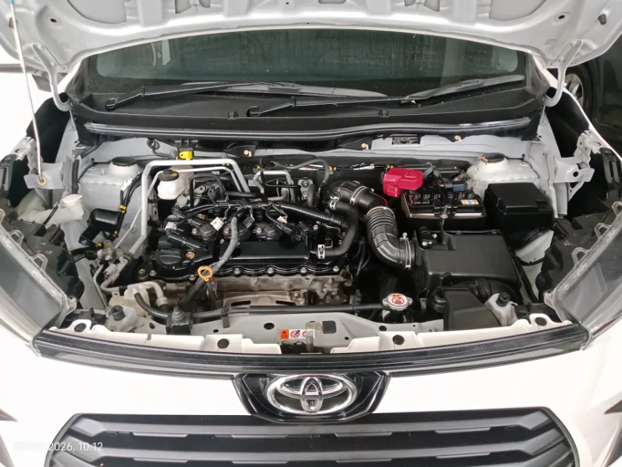 Foto Mobil Bekas Mesin Toyota Avanza 1.3 E tahun 2022