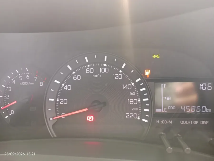 Foto Mobil Bekas Odometer Toyota Avanza 1.3 E tahun 2022