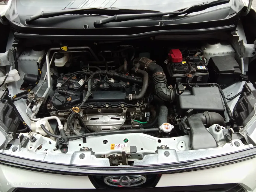 Foto Mobil Bekas Mesin Toyota Avanza 1.3 E tahun 2023