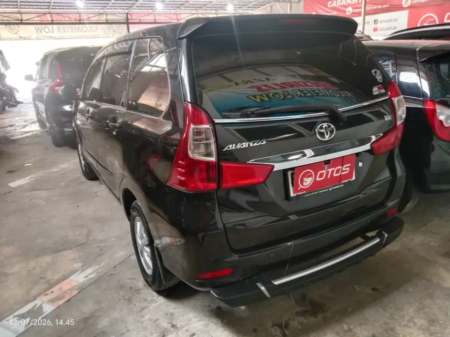 Foto Mobil Bekas Kiri Belakang Toyota Avanza 1.3 G tahun 2016