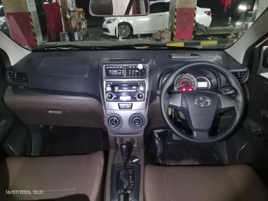 Foto Mobil Bekas Dashboard Toyota Avanza 1.3 G tahun 2017