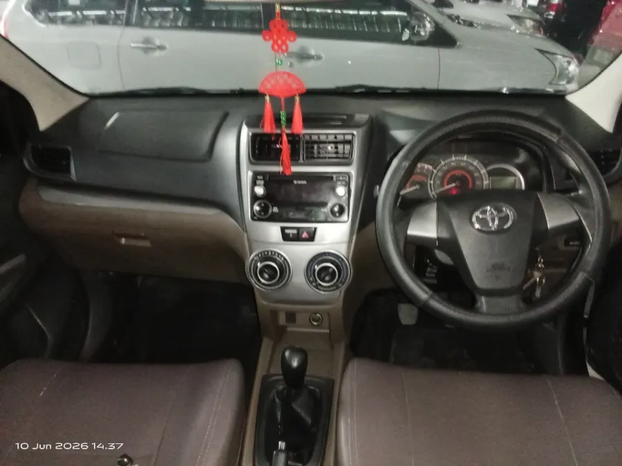 Foto Mobil Bekas Dashboard Toyota Avanza 1.3 G tahun 2017