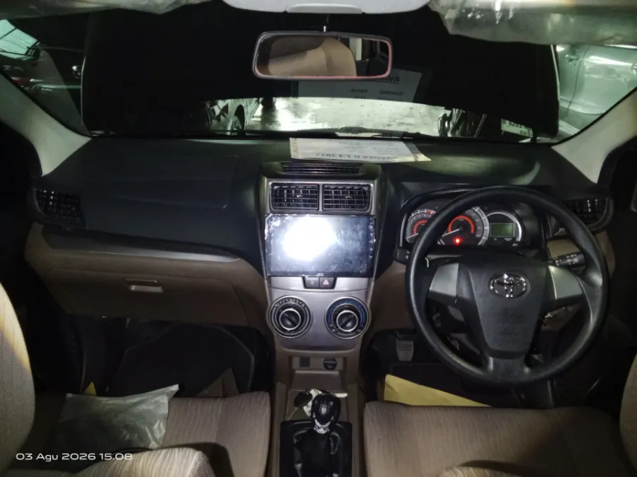 Foto Mobil Bekas Dashboard Toyota Avanza 1.3 G tahun 2017