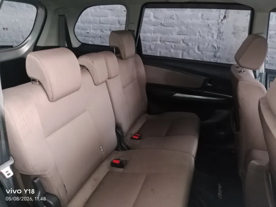 Foto Mobil Bekas Kabin Belakang Toyota Avanza 1.3 G tahun 2017