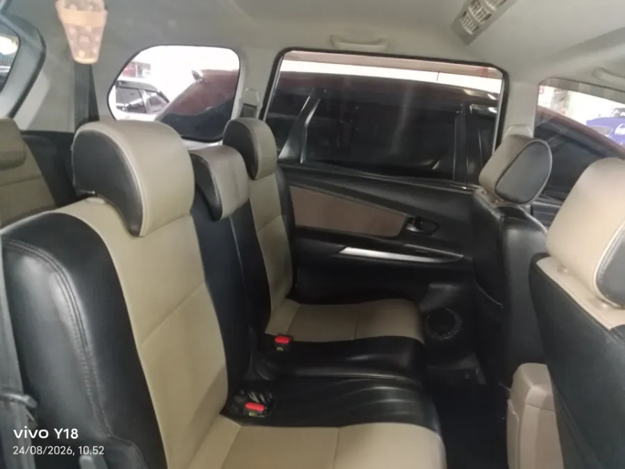 Foto Mobil Bekas Kabin Belakang Toyota Avanza 1.3 G tahun 2017