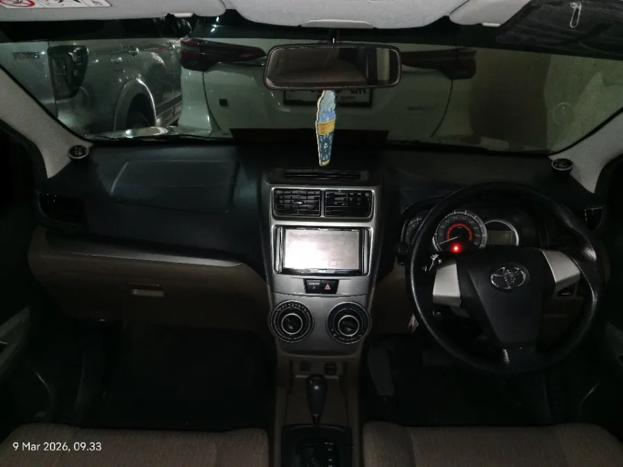 Foto Mobil Bekas Dashboard Toyota Avanza 1.3 G tahun 2018