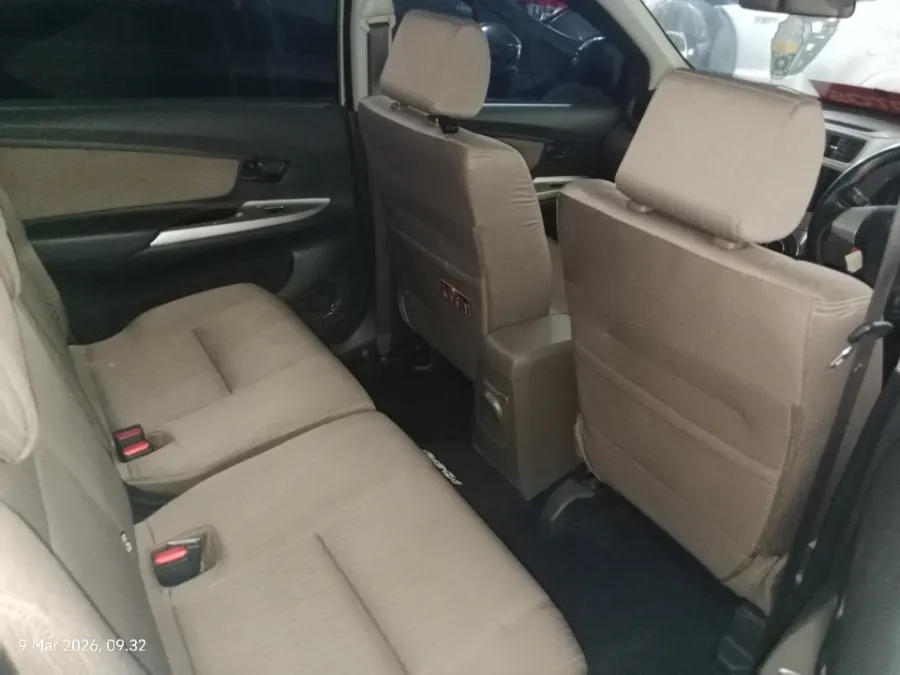 Foto Mobil Bekas Kabin Belakang Toyota Avanza 1.3 G tahun 2018