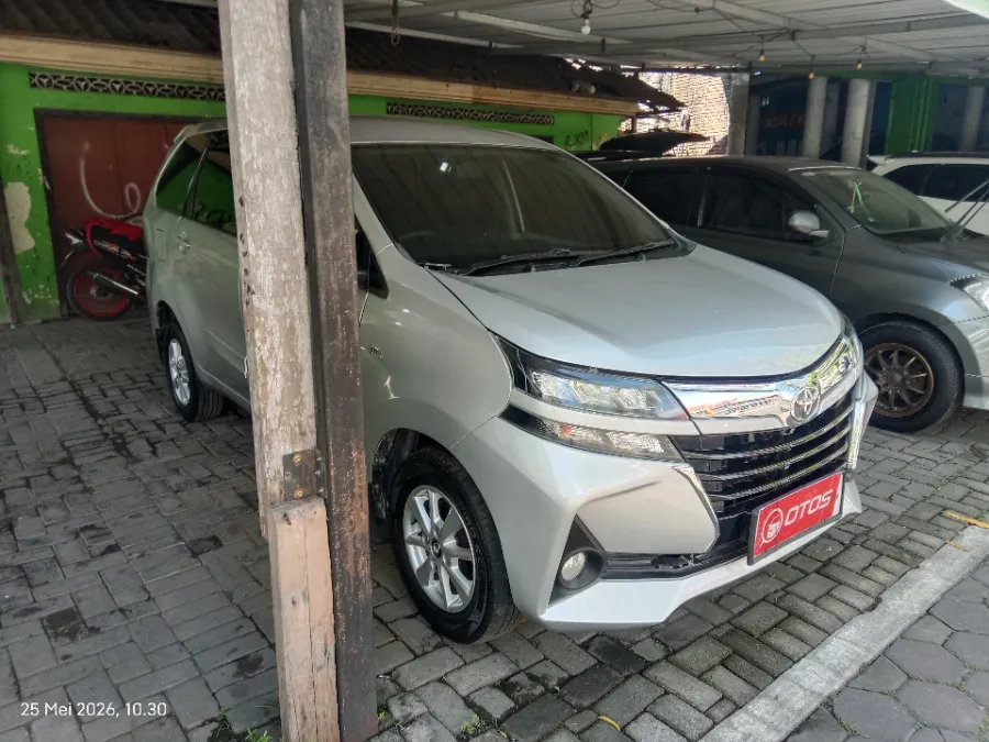 Foto Mobil Bekas Kanan Depan Toyota Avanza 1.3 G tahun 2019