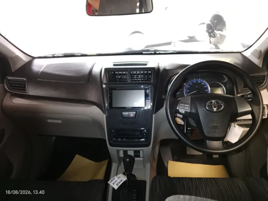 Foto Mobil Bekas Dashboard Toyota Avanza 1.3 G tahun 2020