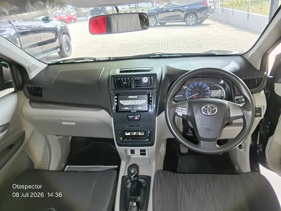 Foto Mobil Bekas Dashboard Toyota Avanza 1.3 G tahun 2021