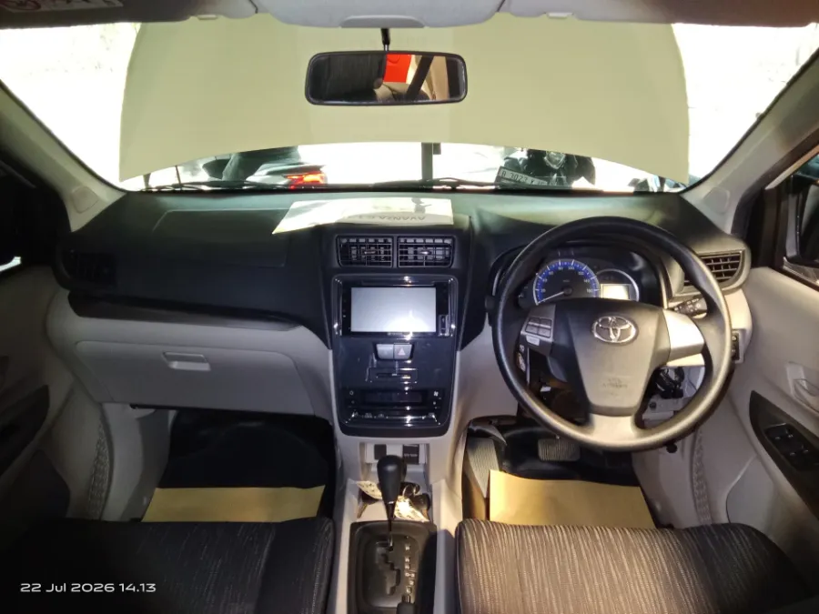Foto Mobil Bekas Dashboard Toyota Avanza 1.3 G tahun 2021