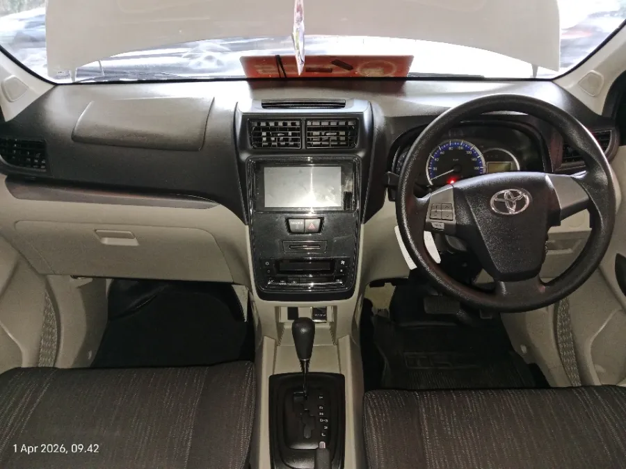 Foto Mobil Bekas Dashboard Toyota Avanza 1.3 G tahun 2021