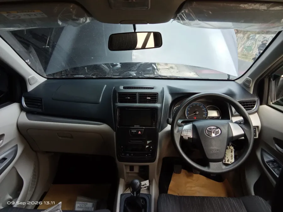 Foto Mobil Bekas Dashboard Toyota Avanza 1.3 G tahun 2021