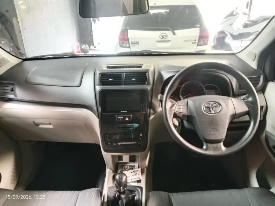 Foto Mobil Bekas Dashboard Toyota Avanza 1.3 G tahun 2021