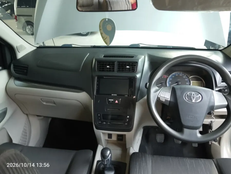 Foto Mobil Bekas Dashboard Toyota Avanza 1.3 G tahun 2021