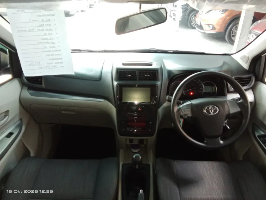 Foto Mobil Bekas Dashboard Toyota Avanza 1.3 G tahun 2021