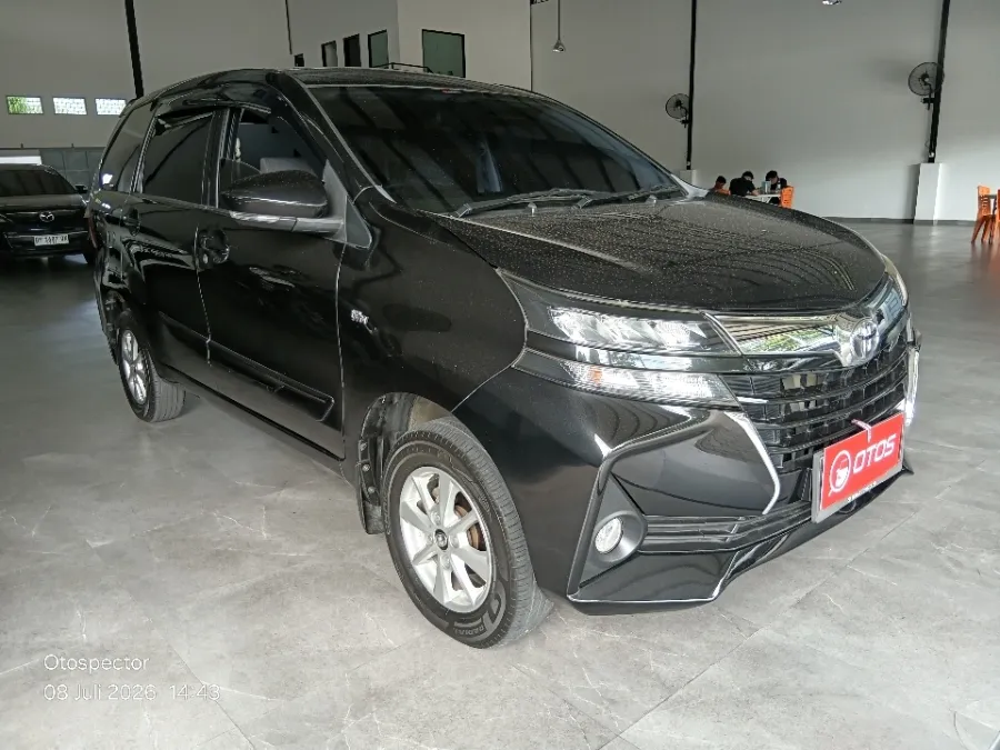 Foto Mobil Bekas Kanan Depan Toyota Avanza 1.3 G tahun 2021