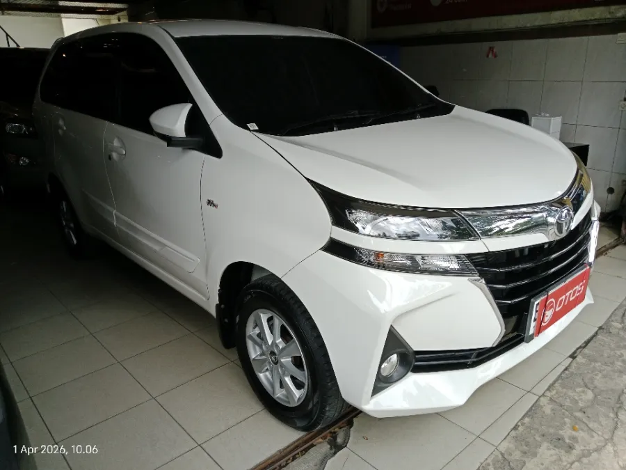 Foto Mobil Bekas Kanan Depan Toyota Avanza 1.3 G tahun 2021