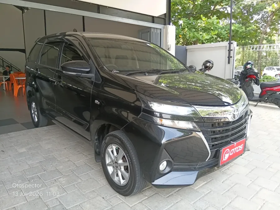 Foto Mobil Bekas Kanan Depan Toyota Avanza 1.3 G tahun 2021