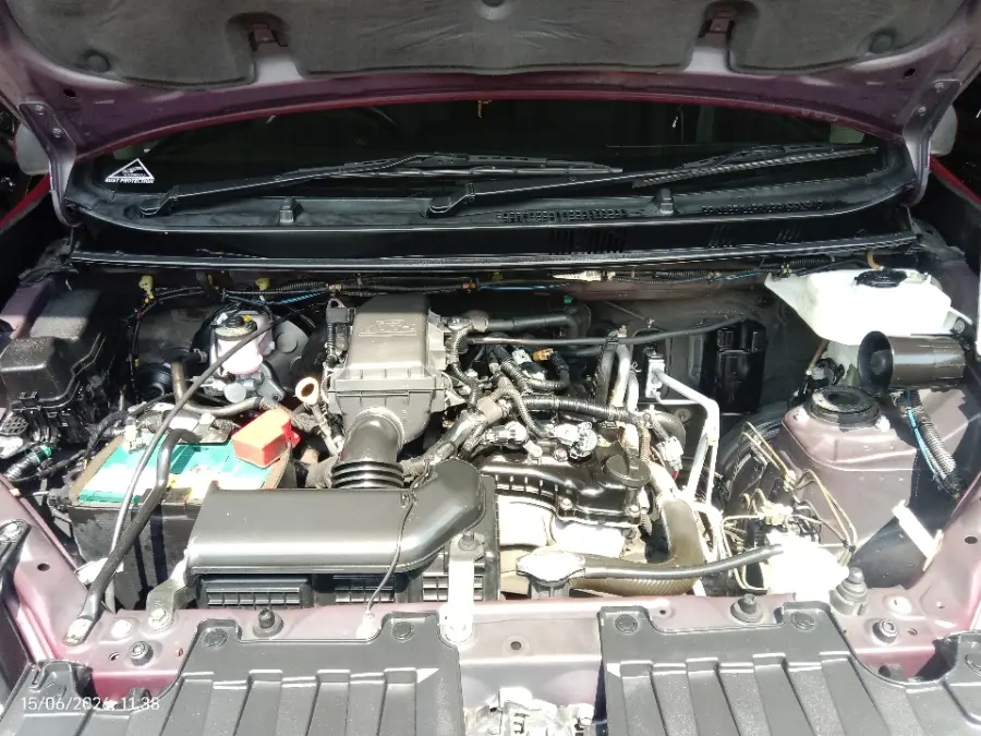 Foto Mobil Bekas Mesin Toyota Avanza 1.3 Veloz tahun 2016