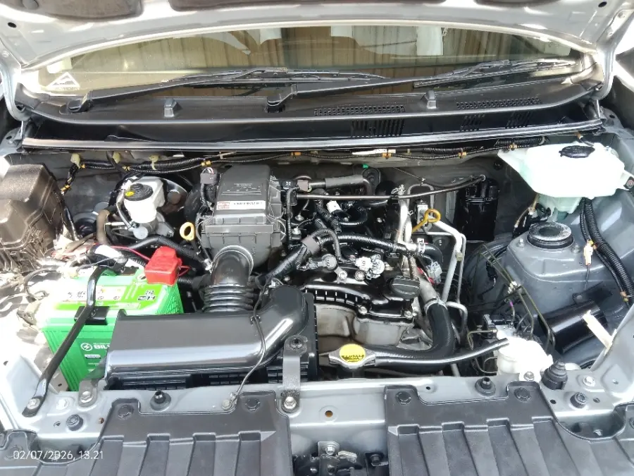 Foto Mobil Bekas Mesin Toyota Avanza 1.3 Veloz tahun 2017