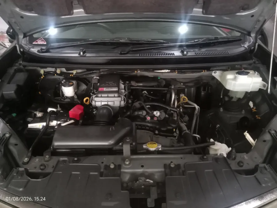 Foto Mobil Bekas Mesin Toyota Avanza 1.3 Veloz tahun 2021