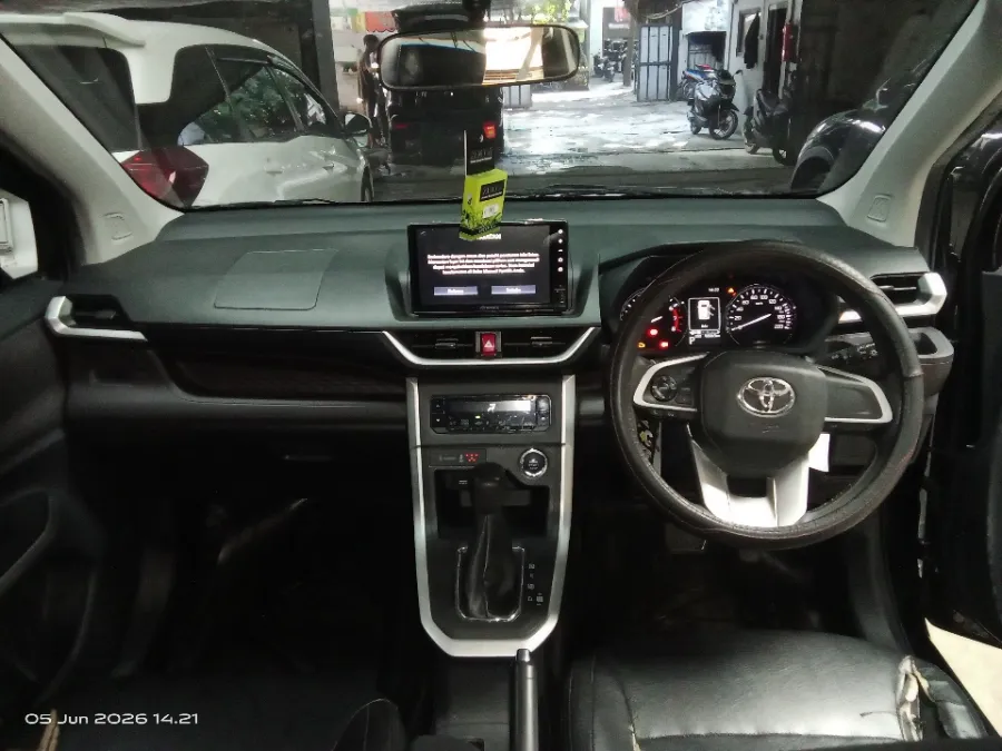 Foto Mobil Bekas Dashboard Toyota Avanza 1.5 G tahun 2021