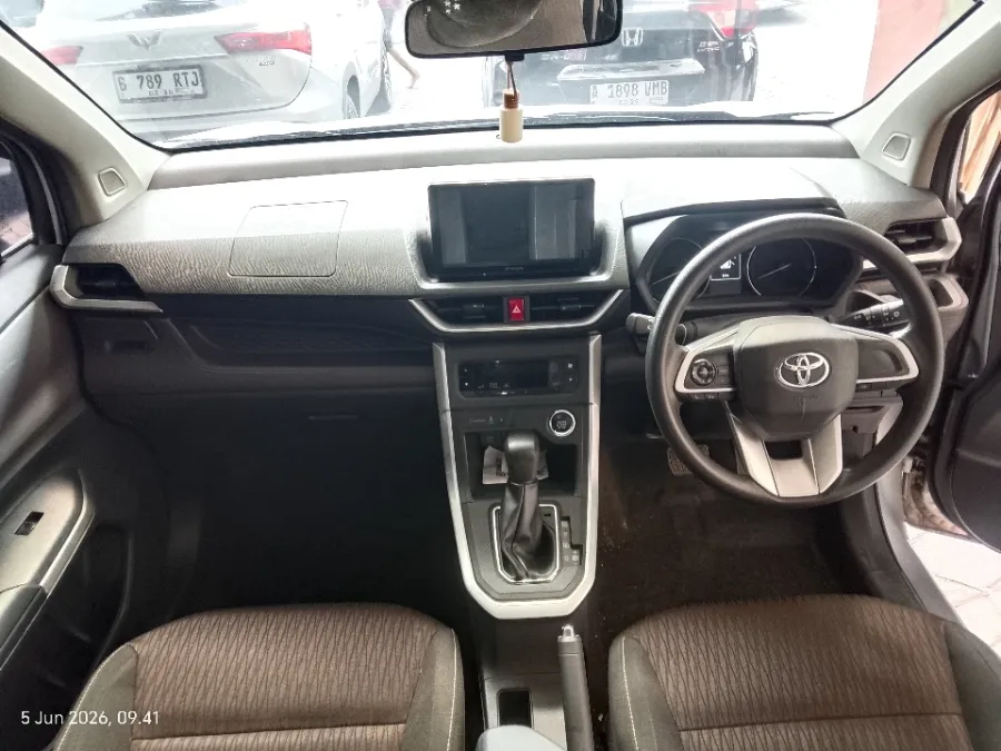 Foto Mobil Bekas Dashboard Toyota Avanza 1.5 G tahun 2022