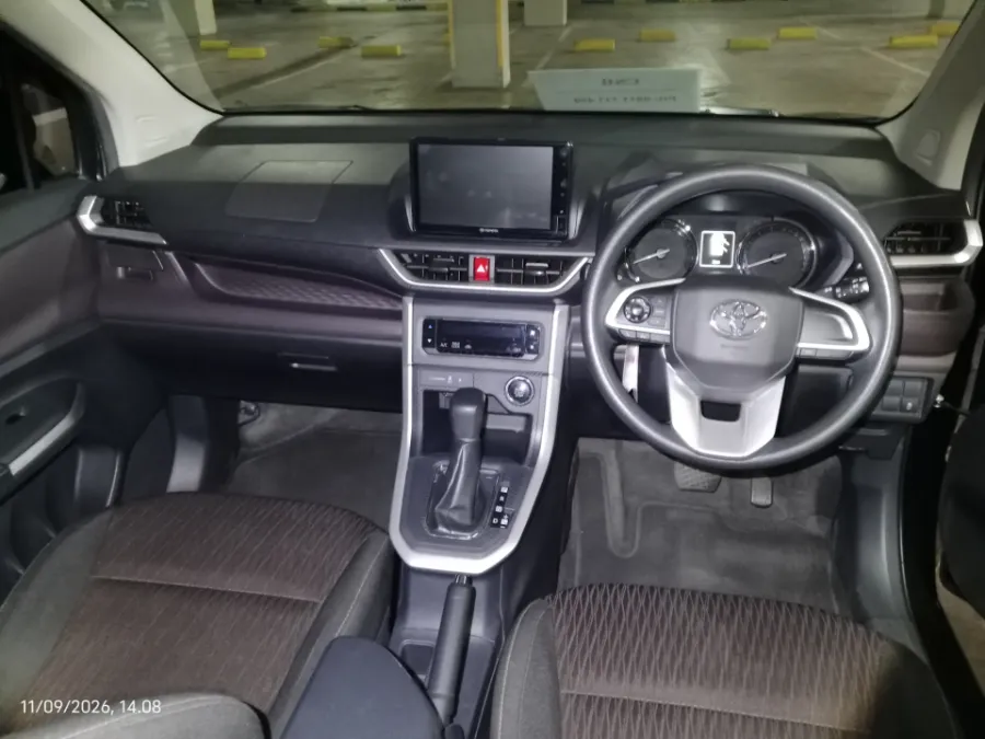Foto Mobil Bekas Dashboard Toyota Avanza 1.5 G tahun 2022