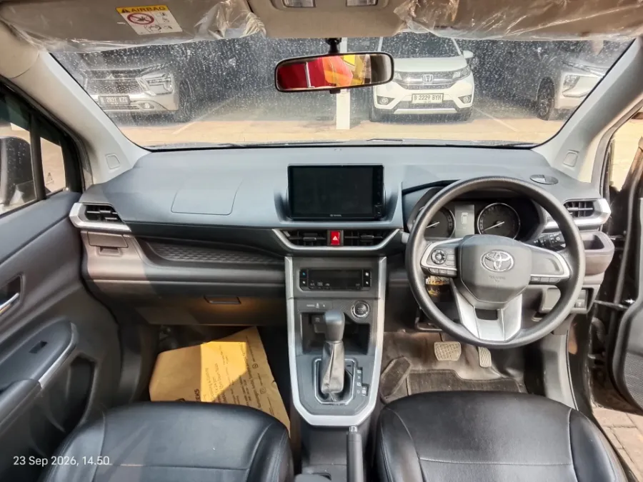 Foto Mobil Bekas Dashboard Toyota Avanza 1.5 G tahun 2022