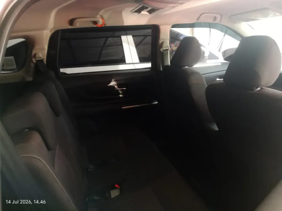 Foto Mobil Bekas Kabin Belakang Toyota Avanza 1.5 G tahun 2022