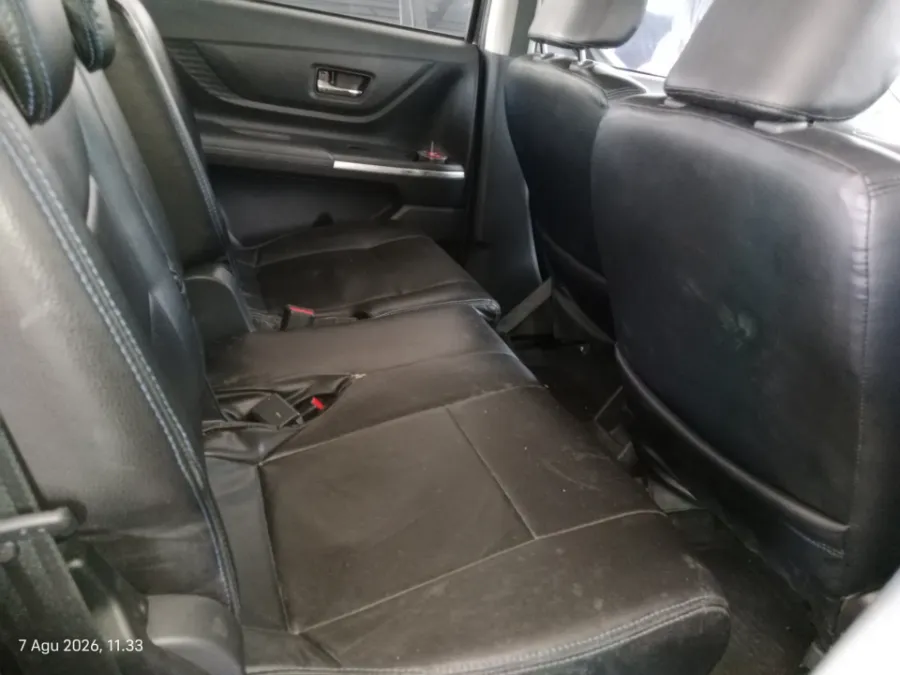 Foto Mobil Bekas Kabin Belakang Toyota Avanza 1.5 G tahun 2022