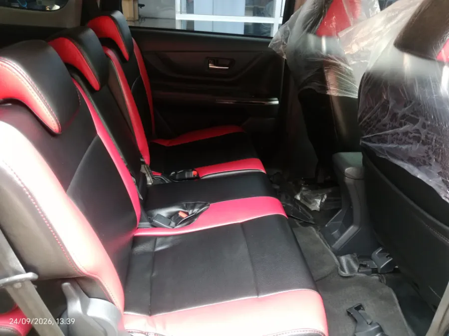 Foto Mobil Bekas Kabin Belakang Toyota Avanza 1.5 G tahun 2022