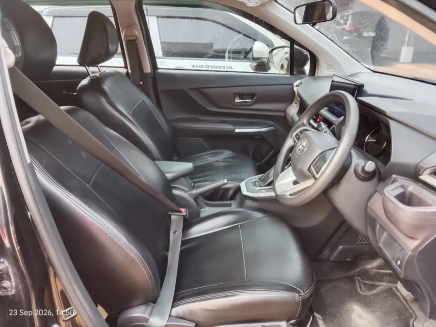 Foto Mobil Bekas Kabin Depan Toyota Avanza 1.5 G tahun 2022