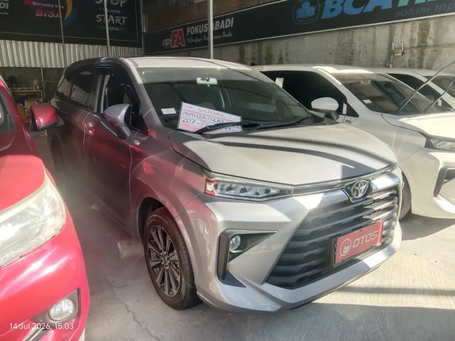 Foto Mobil Bekas Kanan Depan Toyota Avanza 1.5 G tahun 2022