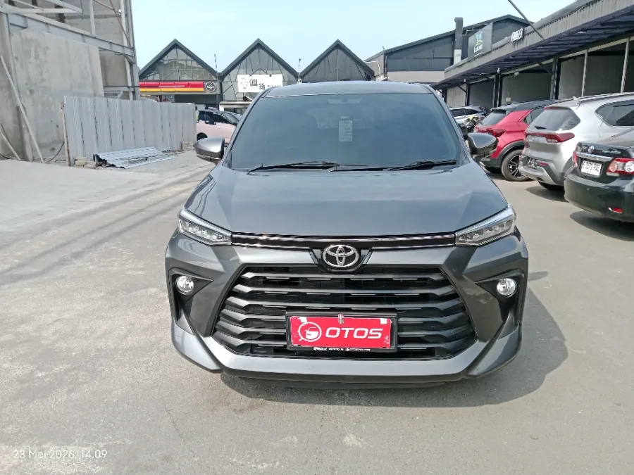 Foto Mobil Bekas Tampak Depan Toyota Avanza 1.5 G tahun 2022