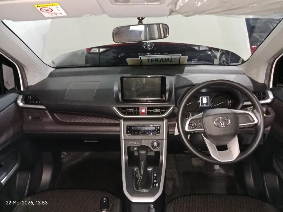 Foto Mobil Bekas Dashboard Toyota Avanza 1.5 G tahun 2023