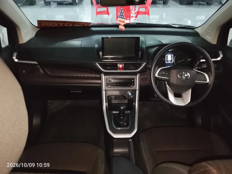 Foto Mobil Bekas Dashboard Toyota Avanza 1.5 G tahun 2023