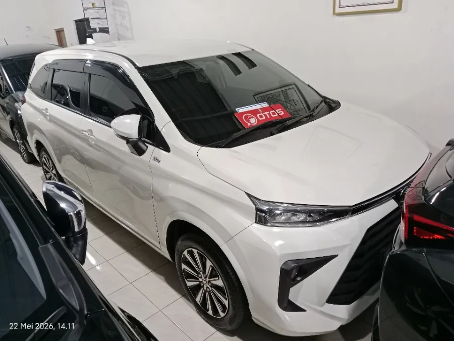 Foto Mobil Bekas Kanan Depan Toyota Avanza 1.5 G tahun 2023