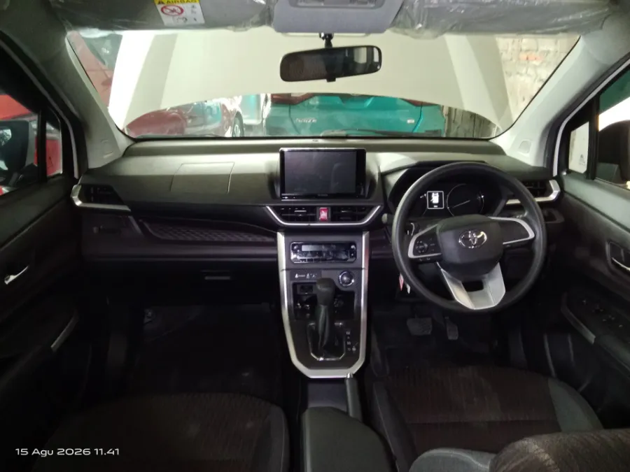 Foto Mobil Bekas Dashboard Toyota Avanza 1.5 G tahun 2024