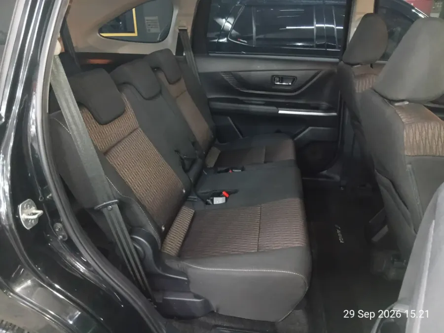 Foto Mobil Bekas Kabin Belakang Toyota Avanza 1.5 G tahun 2024