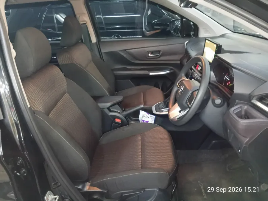 Foto Mobil Bekas Kabin Depan Toyota Avanza 1.5 G tahun 2024