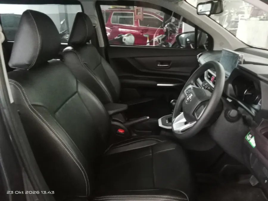 Foto Mobil Bekas Kabin Depan Toyota Avanza 1.5 G tahun 2024