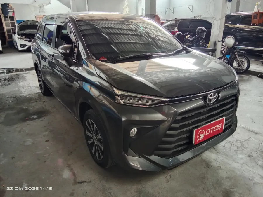 Foto Mobil Bekas Kanan Depan Toyota Avanza 1.5 G tahun 2024